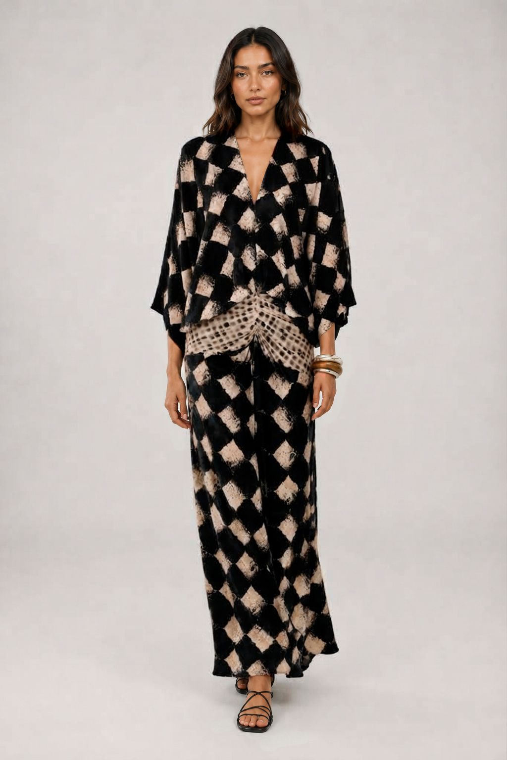 Maelia vestido maxi negro con estampado mosaico