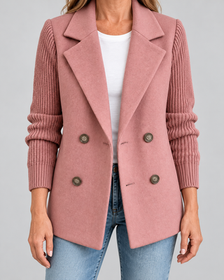 Carla | Americana elegante con mangas de punto